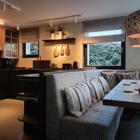 Modern Alpine Retreat Garden And Panoramic Views Appartement *